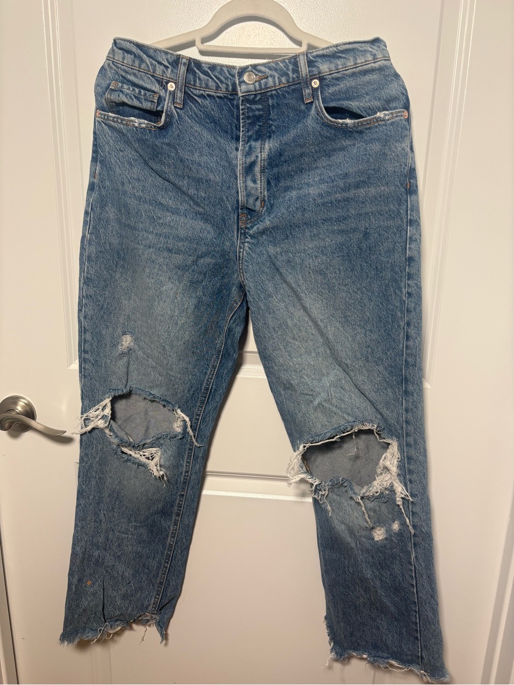 We The People Casual Button Up Denim Distressed Raw Edges Jeans Womens Size 29